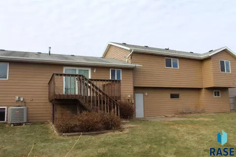 600 N Poplar Ave, Tea, SD 57064 photo 24