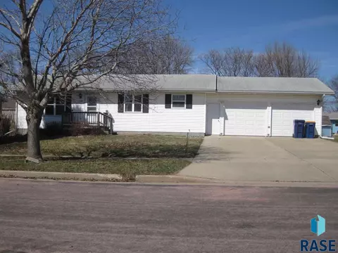 410 Kringen Ave, Baltic, SD 57003 photo 1