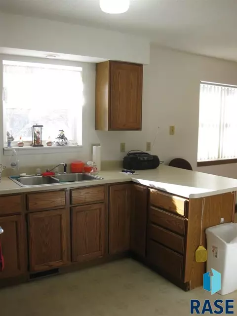 410 Kringen Ave, Baltic, SD 57003 photo 5