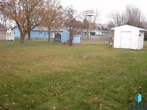 410 Kringen Ave, Baltic, SD 57003 photo 21
