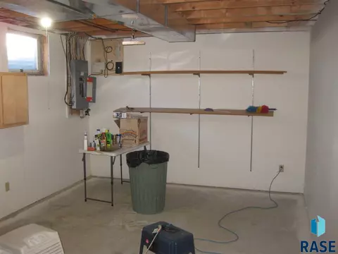410 Kringen Ave, Baltic, SD 57003 photo 18