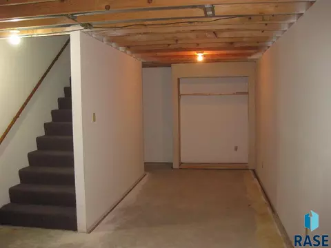 410 Kringen Ave, Baltic, SD 57003 photo 14