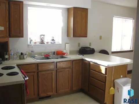 410 Kringen Ave, Baltic, SD 57003 photo 6