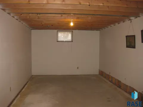 410 Kringen Ave, Baltic, SD 57003 photo 16
