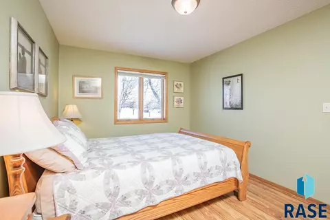 Undisclosed, Sioux Falls, SD 57103 photo 21