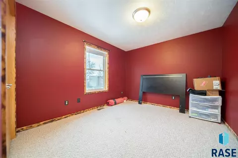 620 N Spring Ave, Sioux Falls, SD 57104 photo 13