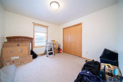 620 N Spring Ave, Sioux Falls, SD 57104 photo 12