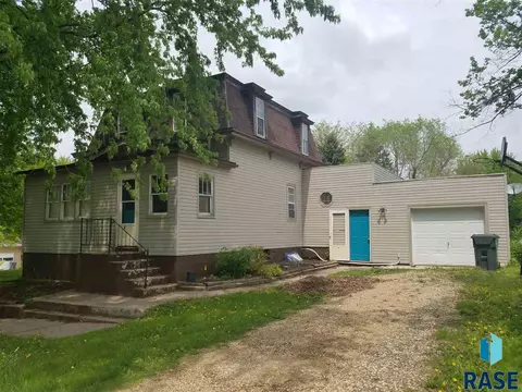 300 4th St, Jasper, MN 56144 photo 2
