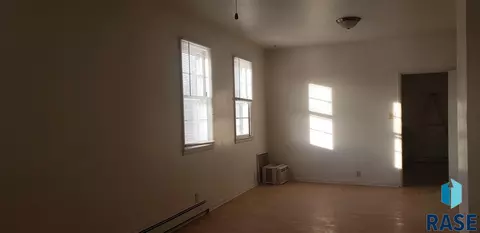 300 4th St, Jasper, MN 56144 photo 3