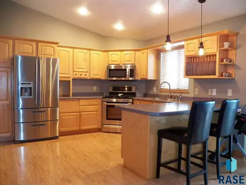 Undisclosed, Sioux Falls, SD 57108 photo 10