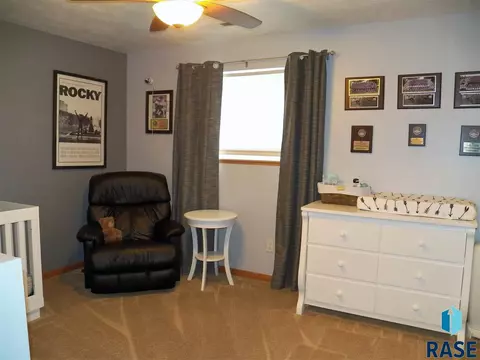 Undisclosed, Sioux Falls, SD 57108 photo 26