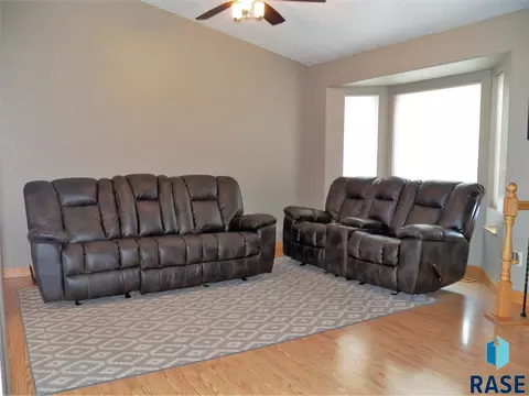 Undisclosed, Sioux Falls, SD 57108 photo 5