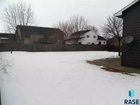 Undisclosed, Sioux Falls, SD 57108 photo 32