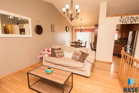 6609 W 66th St, Sioux Falls, SD 57106 photo 4