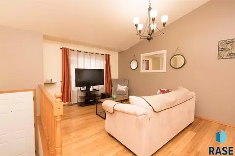 6609 W 66th St, Sioux Falls, SD 57106 photo 2