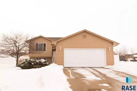 6609 W 66th St, Sioux Falls, SD 57106 photo 1