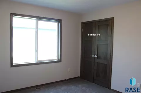 6200 S Dublin Ave, Sioux Falls, SD 57106 photo 12