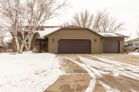 1601 E Cedar St, Brandon, SD 57005 photo 1