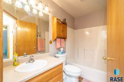 3705 Mission St, Sioux Falls, SD 57103 photo 15