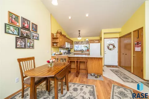 3705 Mission St, Sioux Falls, SD 57103 photo 10