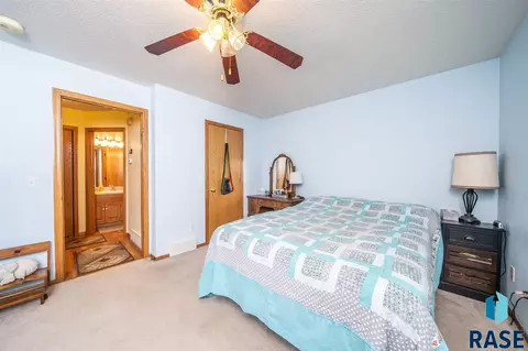 3705 Mission St, Sioux Falls, SD 57103 photo 13