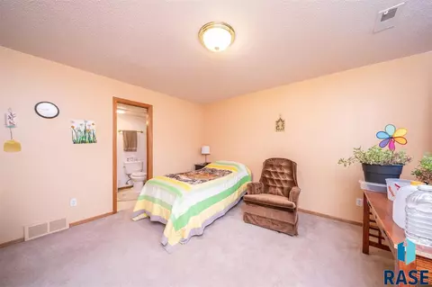 3705 Mission St, Sioux Falls, SD 57103 photo 21