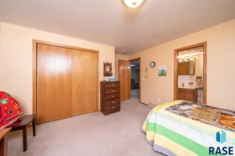 3705 Mission St, Sioux Falls, SD 57103 photo 22