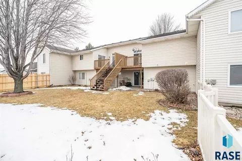 3705 Mission St, Sioux Falls, SD 57103 photo 5
