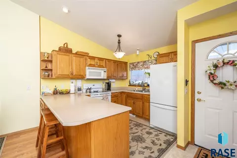 3705 Mission St, Sioux Falls, SD 57103 photo 11