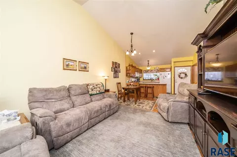 3705 Mission St, Sioux Falls, SD 57103 photo 7