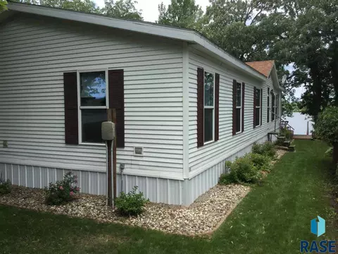 2692 Edgewater Drive Dr, Gary, SD 57237 photo 4