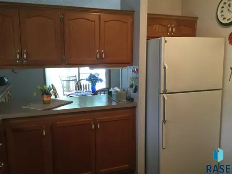 2692 Edgewater Drive Dr, Gary, SD 57237 photo 3