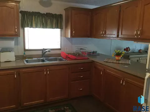 2692 Edgewater Drive Dr, Gary, SD 57237 photo 2