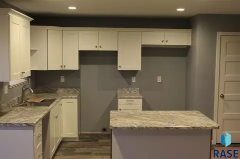 1524 E 69th St N, Sioux Falls, SD 57104 photo 6