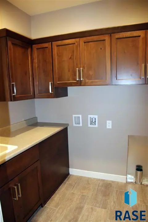 7001 E 40th St, Sioux Falls, SD 57110 photo 15