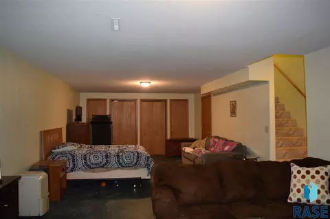 412 Cedar Ct, Madison, SD 57042 photo 28