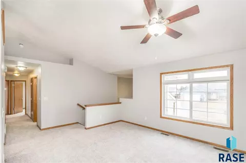 6801 W 61st St, Sioux Falls, SD 57106 photo 5