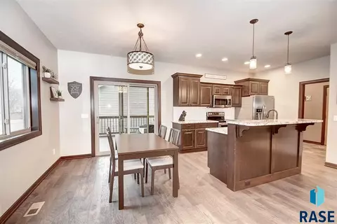3716 E Steeple St, Sioux Falls, SD 57103 photo 5