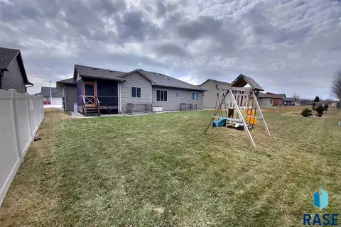 3716 E Steeple St, Sioux Falls, SD 57103 photo 28