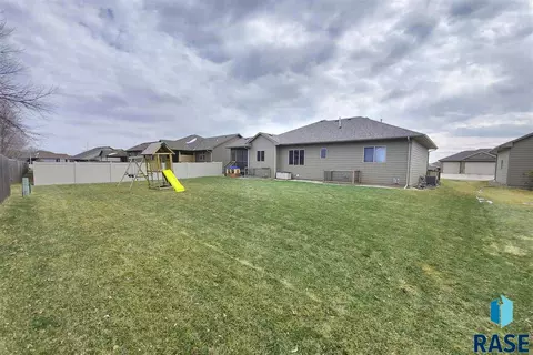 3716 E Steeple St, Sioux Falls, SD 57103 photo 29