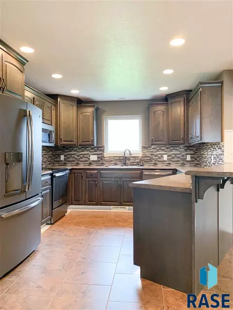 204 W 12th St, Dell Rapids, SD 57022 photo 12