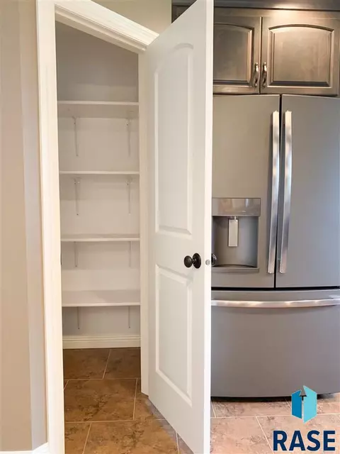 204 W 12th St, Dell Rapids, SD 57022 photo 13