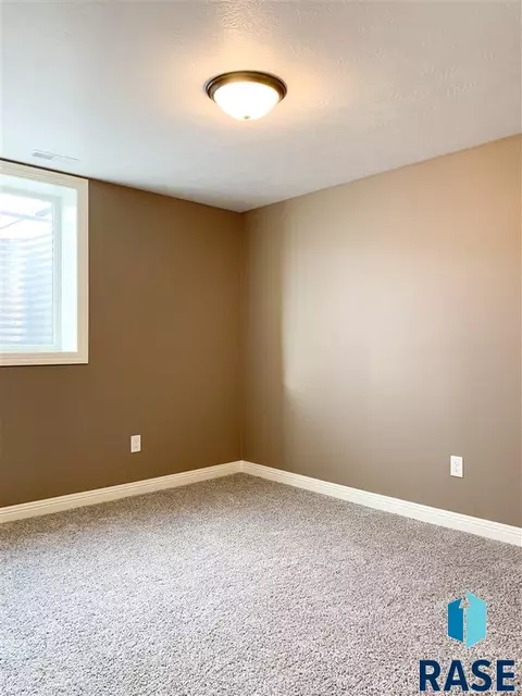 204 W 12th St, Dell Rapids, SD 57022 photo 28