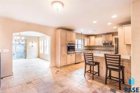 2116 S Phillips Ave, Sioux Falls, SD 57105 photo 12