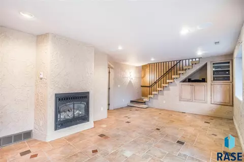 2116 S Phillips Ave, Sioux Falls, SD 57105 photo 19