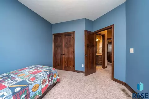 2017 S Firefly Dr, Sioux Falls, SD 57110 photo 20