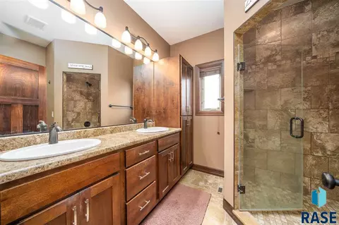 2017 S Firefly Dr, Sioux Falls, SD 57110 photo 19