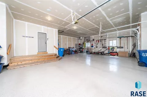 2017 S Firefly Dr, Sioux Falls, SD 57110 photo 7