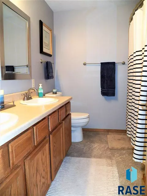 7200 W 66th St, Sioux Falls, SD 57106 photo 13