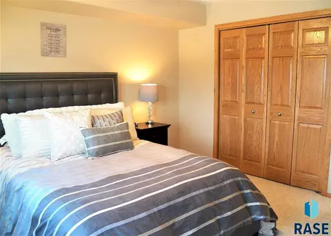 7200 W 66th St, Sioux Falls, SD 57106 photo 12